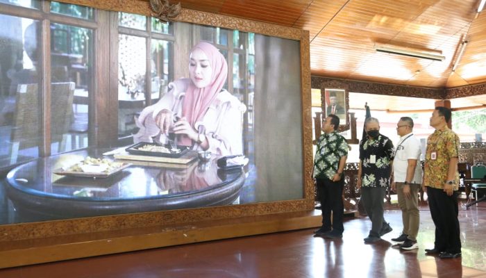 Ambyar Pak To, Beli Makanan Di Blora Bisa Berkesempatan Dapat Hadiah