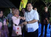 Datang Ke Desa Wisata Bangowan Bersama Blosmed, Bupati Serahkan Bantuan Sembako