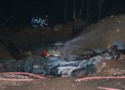 Setelah 7 Hari Berjuang, Tim Gabungan Berhasil Padamkan Api Sumur minyak Desa Gandu Bogorejo