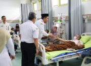 Hari Pertama Pasca Libur Lebaran, Bupati Arief ‘Sidak’ Pastikan Sektor Pelayanan Sudah Aktif Layani Masyarakat