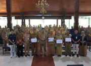 Pensiun Tak Hentikan Pengabdian, Bupati Arief Ajak ASN Purna Tugas Tetap Jadi Teladan Masyarakat