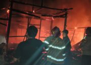 Rumah Warga Pojokwatu Sambong Ludes Terbakar, Diduga Akibat Korsleting Listrik